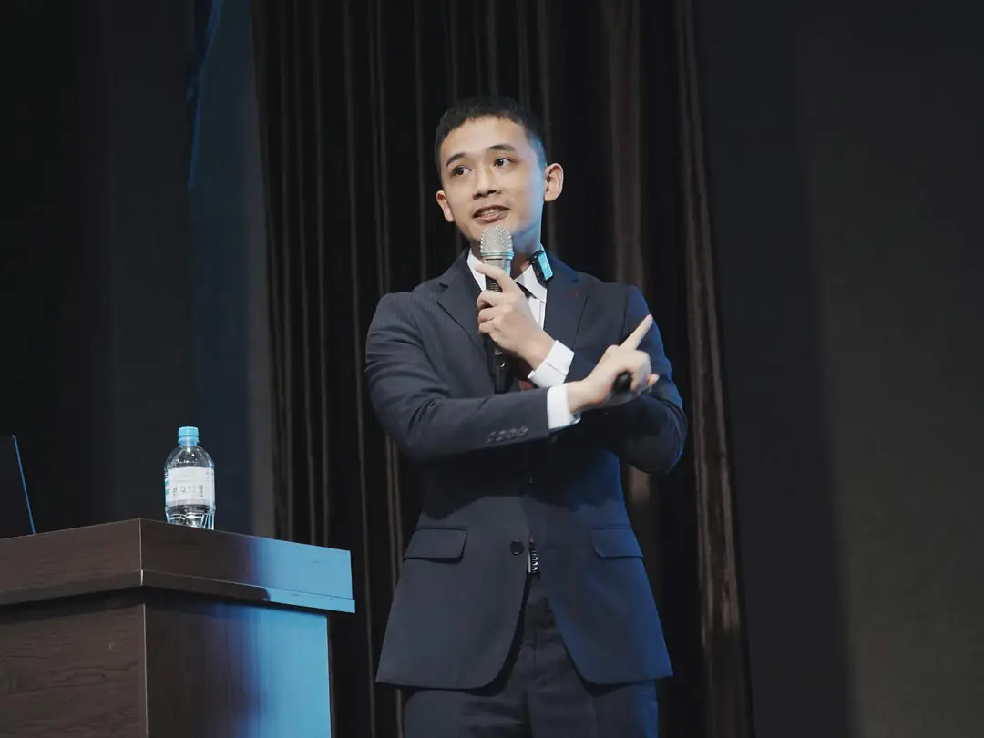 Leo 在台灣催眠協會年度研討會上分享